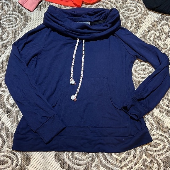 Size Extra Small clothes bundle, 10 XS items - Picture 3 of 12